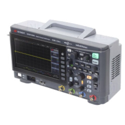 Osciloscop: digital; DSO; Ch: 4; 70MHz; 2Gsps; 1Mpts; LCD 7"; ≤5ns